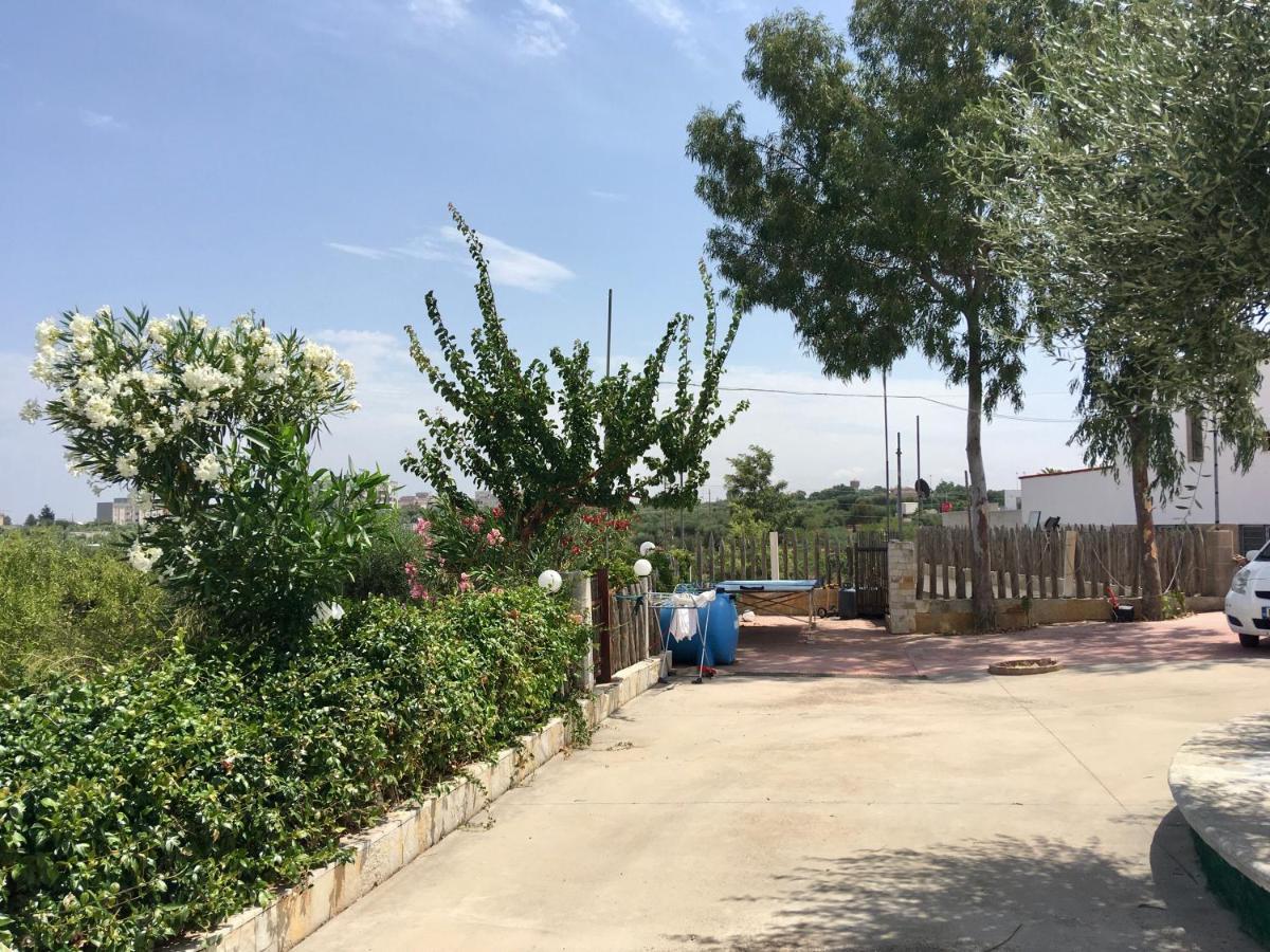 Music House A Castellana Grotte Confinante Via Per Turi 500M Dalle Grotte Exterior foto