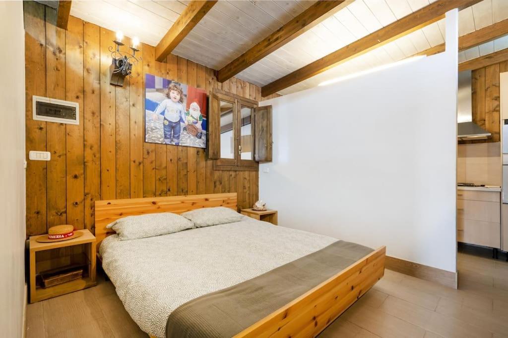 Music House A Castellana Grotte Confinante Via Per Turi 500M Dalle Grotte Exterior foto